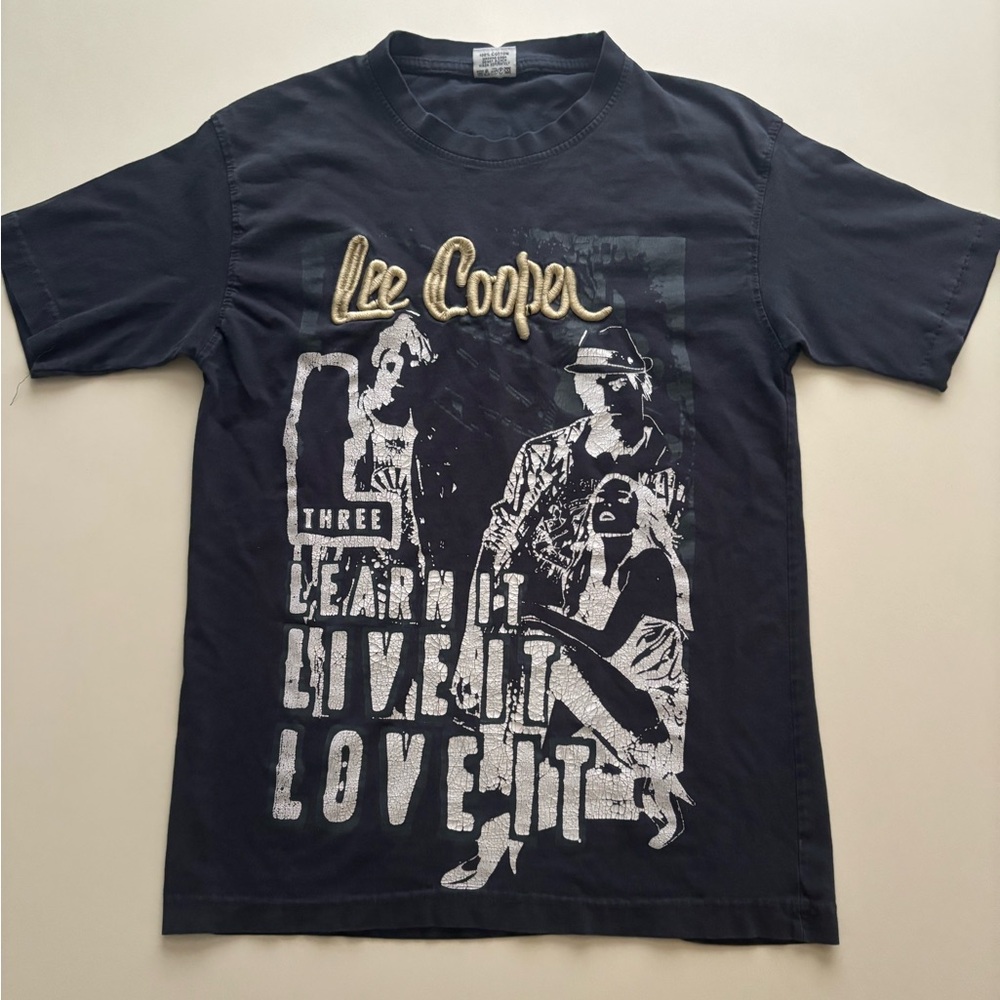 Lee Cooper Black vintage tee ( repaired )
